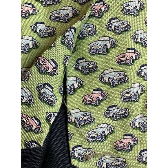 VINEYARD VINES Martha's Vineyard Men's 100% Silk Tie Green Made in USA Cars - Picture 8 of 8